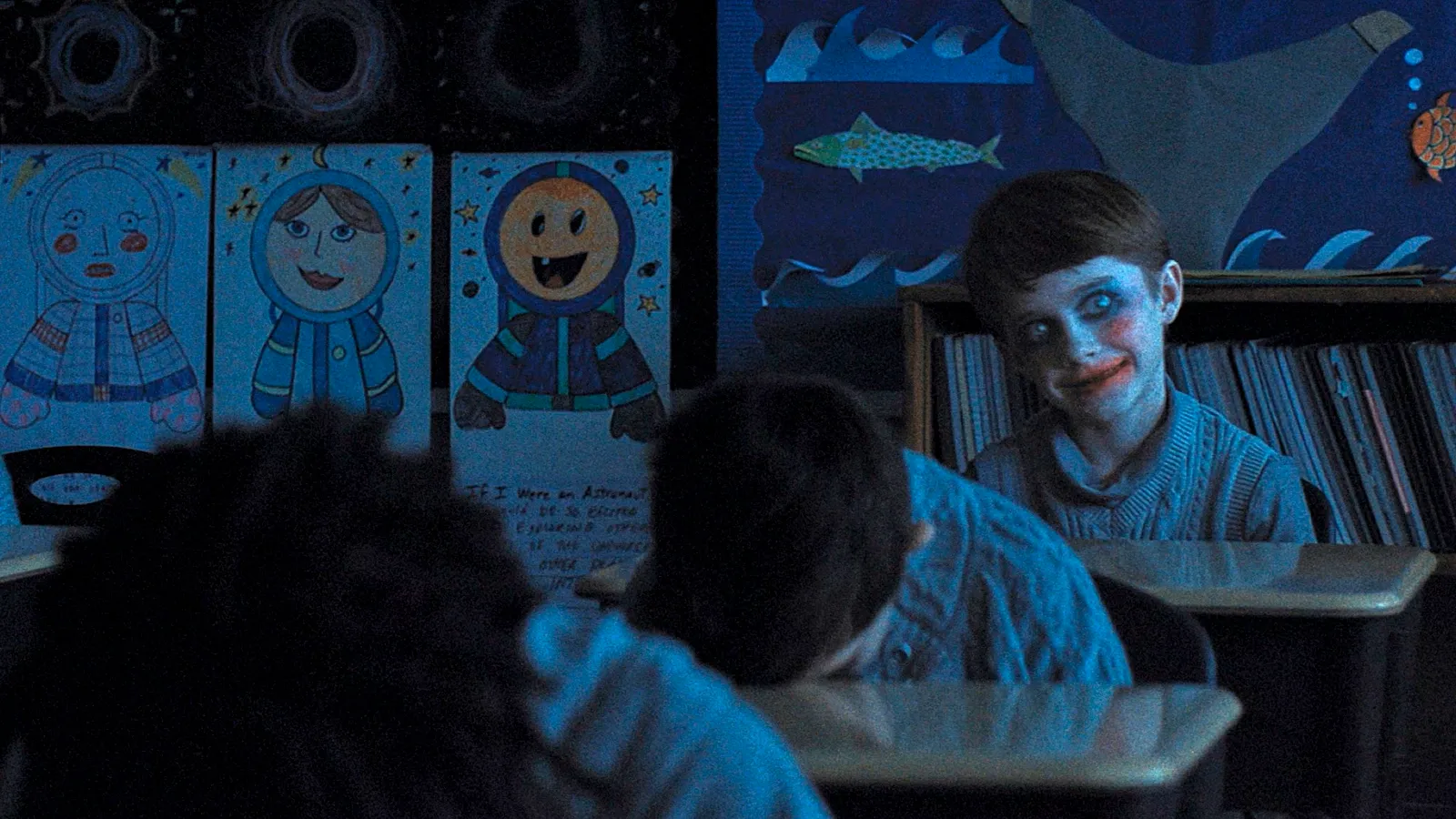 A Hora do Mal (Weapons) estreia na HBO Max e ultrapassa Superman, tornando-se o filme mais assistido do streaming no Halloween.