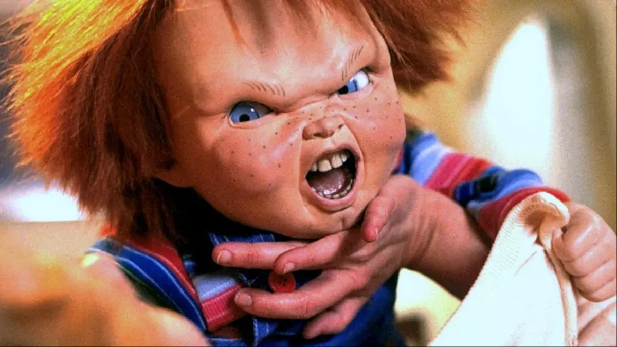 Descubra qual filme de Brinquedo Assassino é o mais assustador. Ranking revela do mais cômico ao mais aterrorizante da saga Chucky.