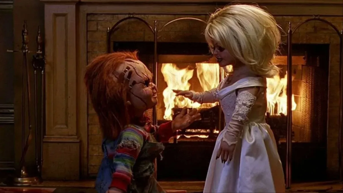 Descubra qual filme de Brinquedo Assassino é o mais assustador. Ranking revela do mais cômico ao mais aterrorizante da saga Chucky.